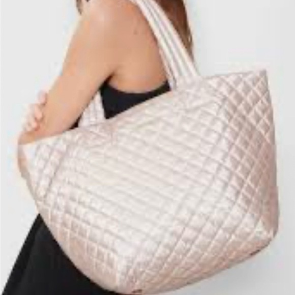 NWT Mz Wallace Rose Gold Metallic Medium Metro Tote - Picture 2 of 4